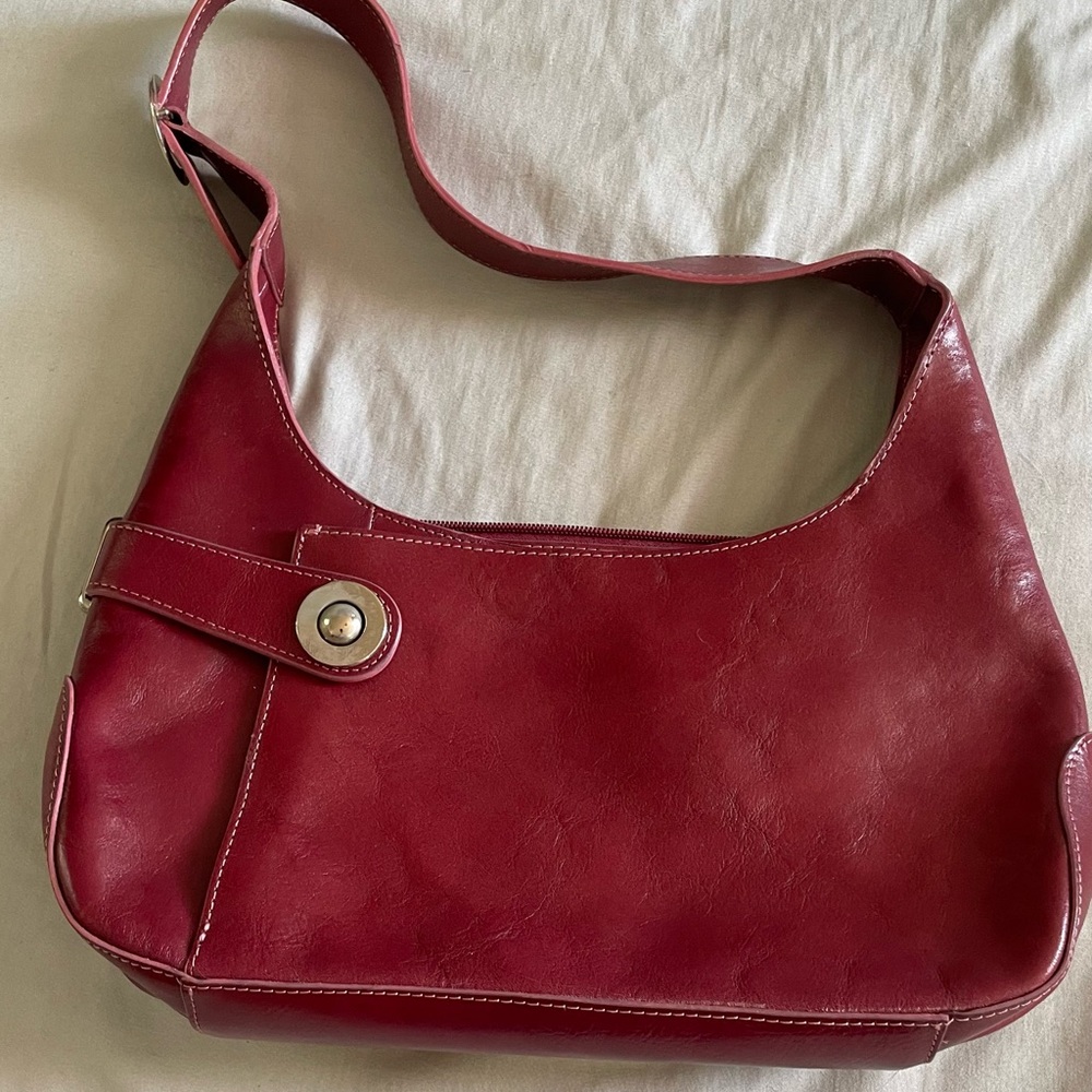 Pelle Studio Leather Shoulder Bag